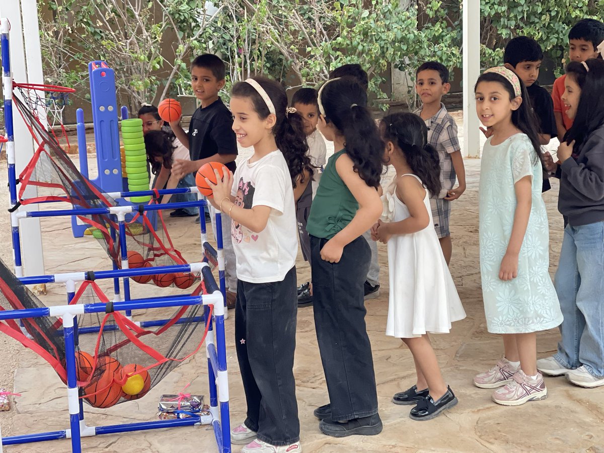 مكتبة منيرة بنت محمد الملحم بالغاط tweet media