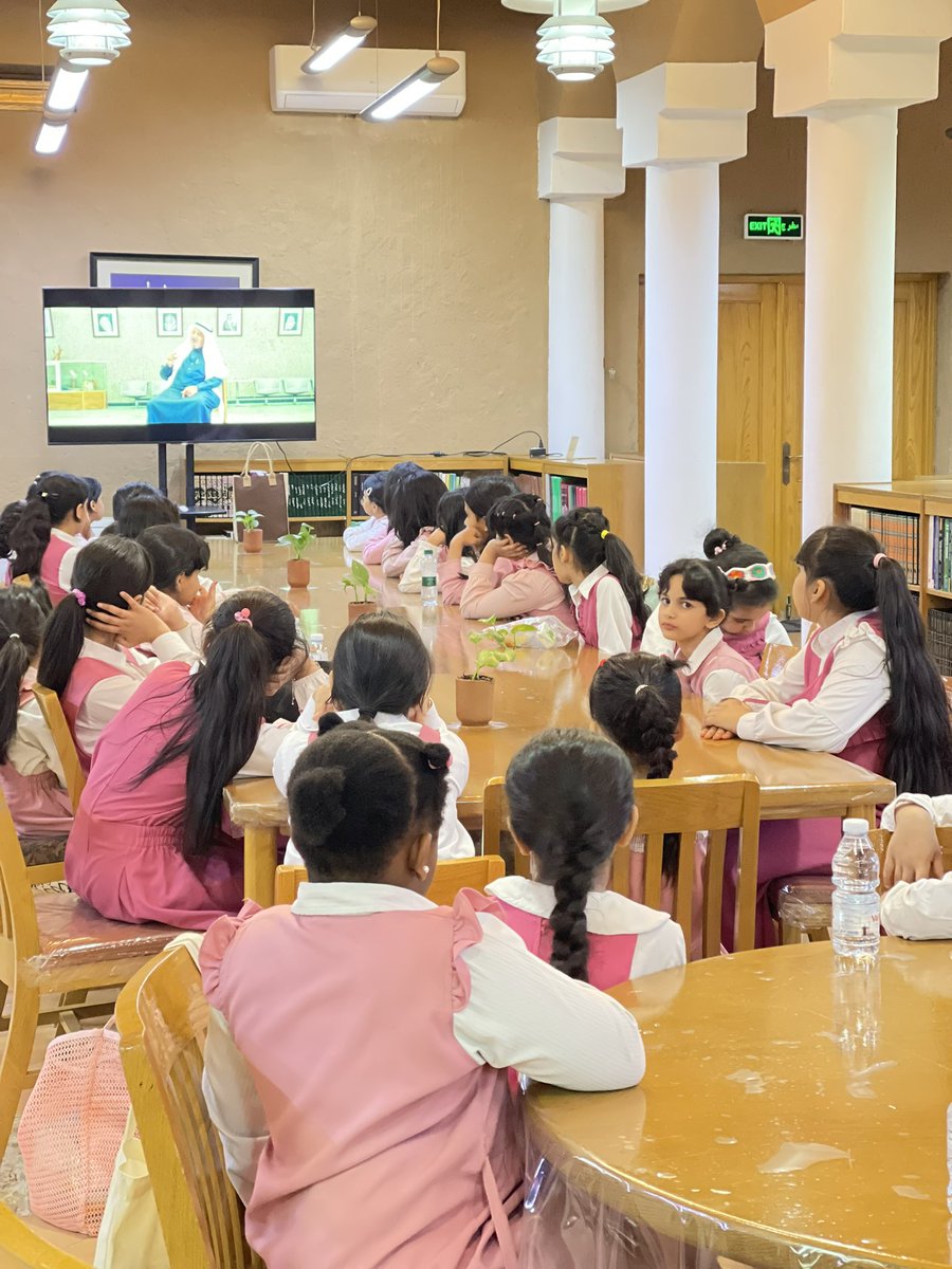 مكتبة منيرة بنت محمد الملحم بالغاط tweet media