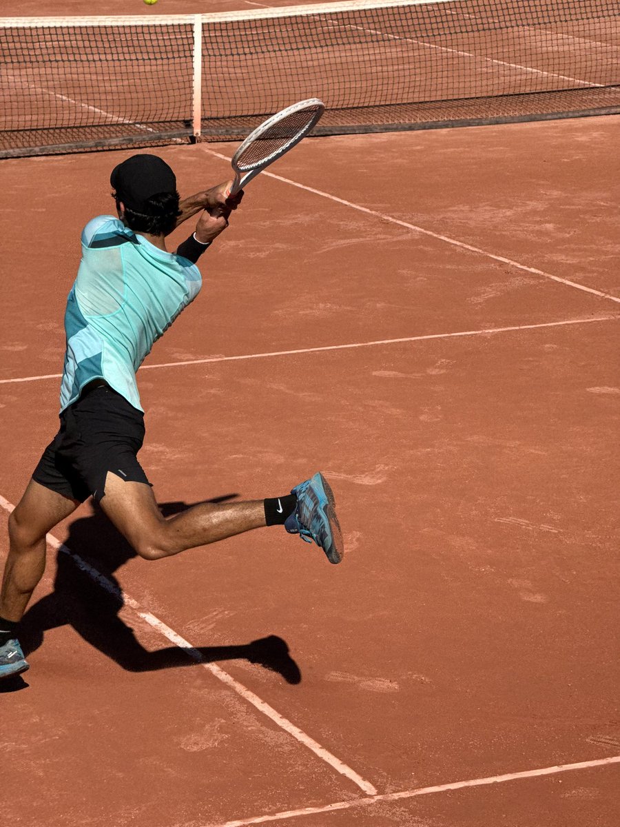 mi_ranking's tweet photo. @Armen_Yegoryan Hello, how could I apply it for Biomechanics for tennis players. My son is a player and would be a great help for tennis players. He is my son, and he was injured for not having a biomechanics. It would surely help more young people. https://t.co/OZi7LFpCZl