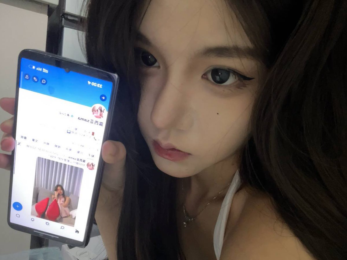 露西亚s tweet media