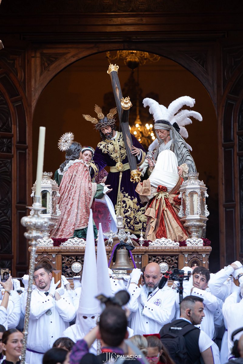 Probablemente los grupos escultóricos más rotundos y uniformes de #CofradíasMLG