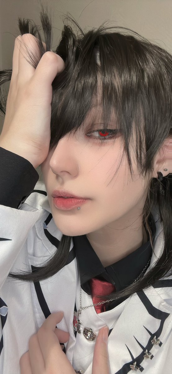 Some Kaname KURAN pictures, i love cosplaying him, as he is one of my first husbando ever eheh

#cosplay #kaname #vampireknight #kanamekuran #cosplaygirl
