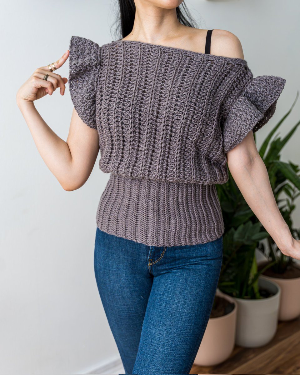 tcddiy's tweet photo. Here's a modern take on a ruffle top! 
Pattern No. 652

📺https://t.co/5f2e4Tq90x
📄 https://t.co/Z8VNd74Ext

#crochet #crochetclothes #moderncrochet #tcddiy #handmadestyle 

Fun fact: Love listening to all types of music. 😊 https://t.co/JosGBoXndb