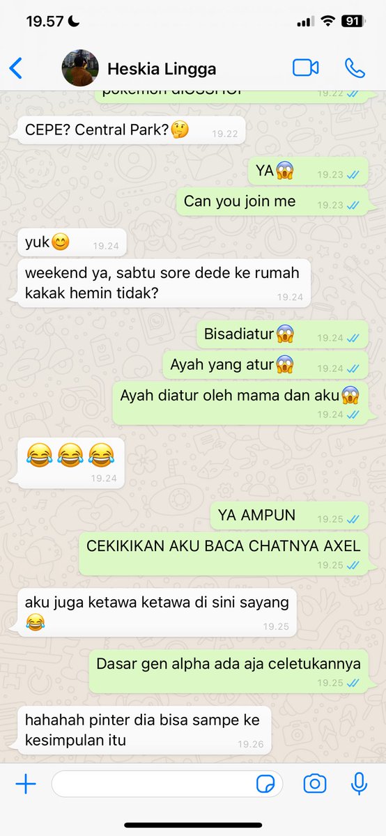 lillachyacinth's tweet photo. #heminalingga adek berinteraksi dengan dede https://t.co/8TXVEDhpaB