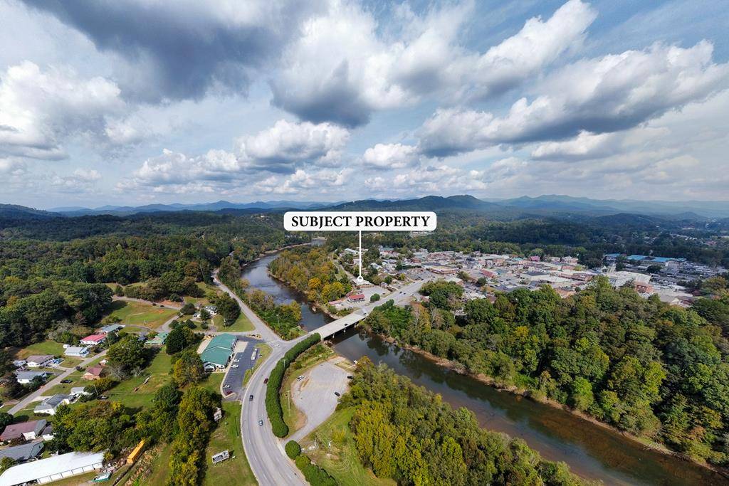 Explorer tweet media