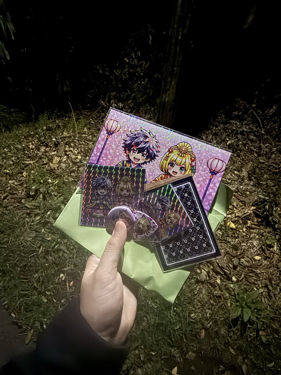 Airi_colorsing's tweet photo. @naruto_niji 
なるとさんの推し特典、さっきウォーキングついでに実家に取り行きました！
ありがとうございます！！！！！！
ピックとメンシプお手紙嬉しい°˖✧◝(*´꒳`*)◜✧˖°
先月はアイコンもありがとうございました(っ`ᵕ´c)ｸﾞﾍﾍ
より一層頑張れもす！ https://t.co/KdYbhkYZNX
