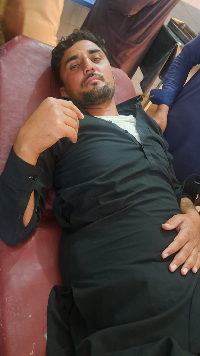 NUQTA31's tweet image. #Alert
The militants of the banned TTP opened fire on a police team deployed for polio duty near Chapri Waziran in the Hangu area, injuring three personnel. The injured officers were promptly transferred to the hospital for medical treatment.
