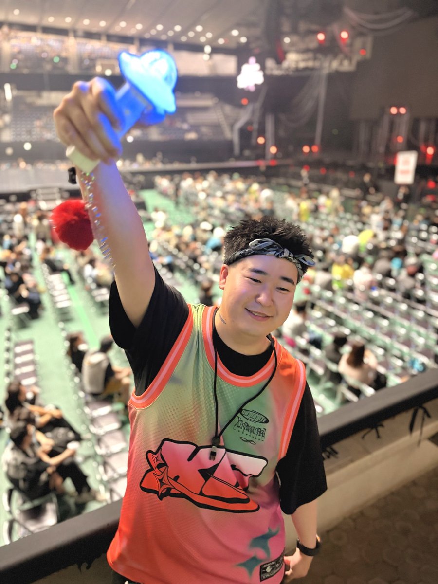dyk__44's tweet photo. また宇宙行ってきた🚀 https://t.co/ck6ffw1xlL