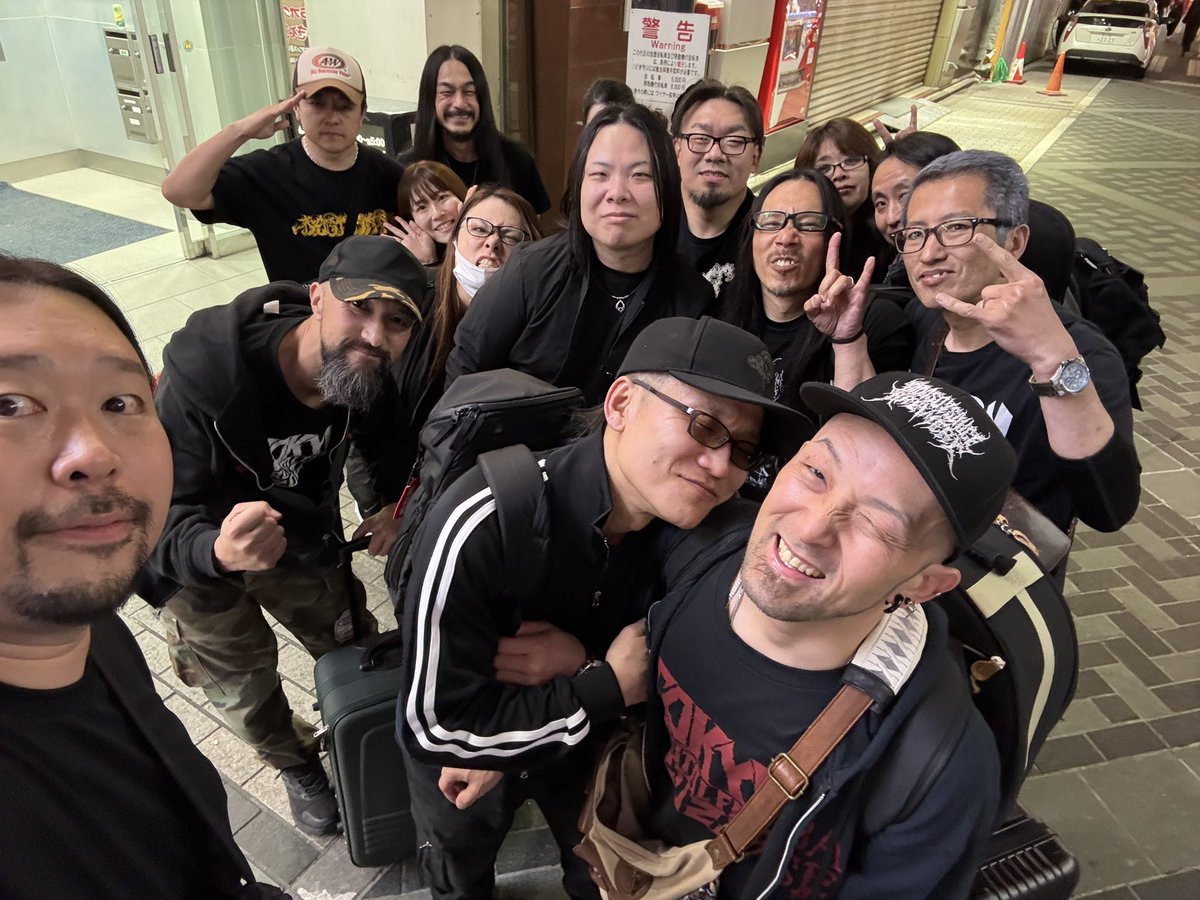 イシッタ tweet media