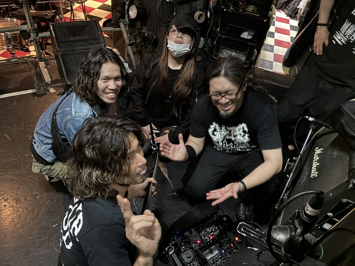 イシッタ tweet media