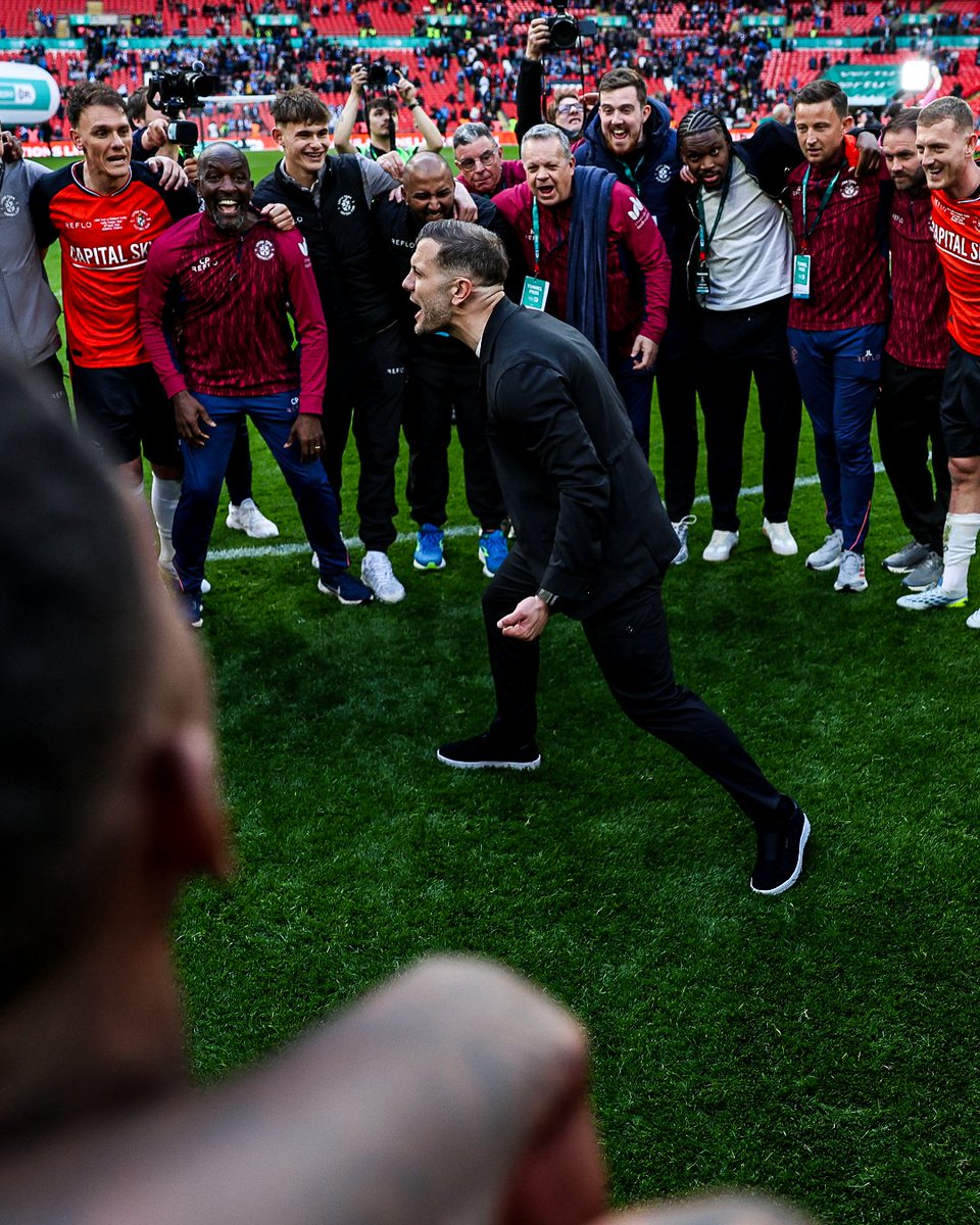 Luton Town FC tweet media