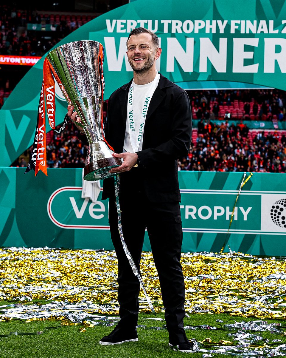 Luton Town FC tweet media