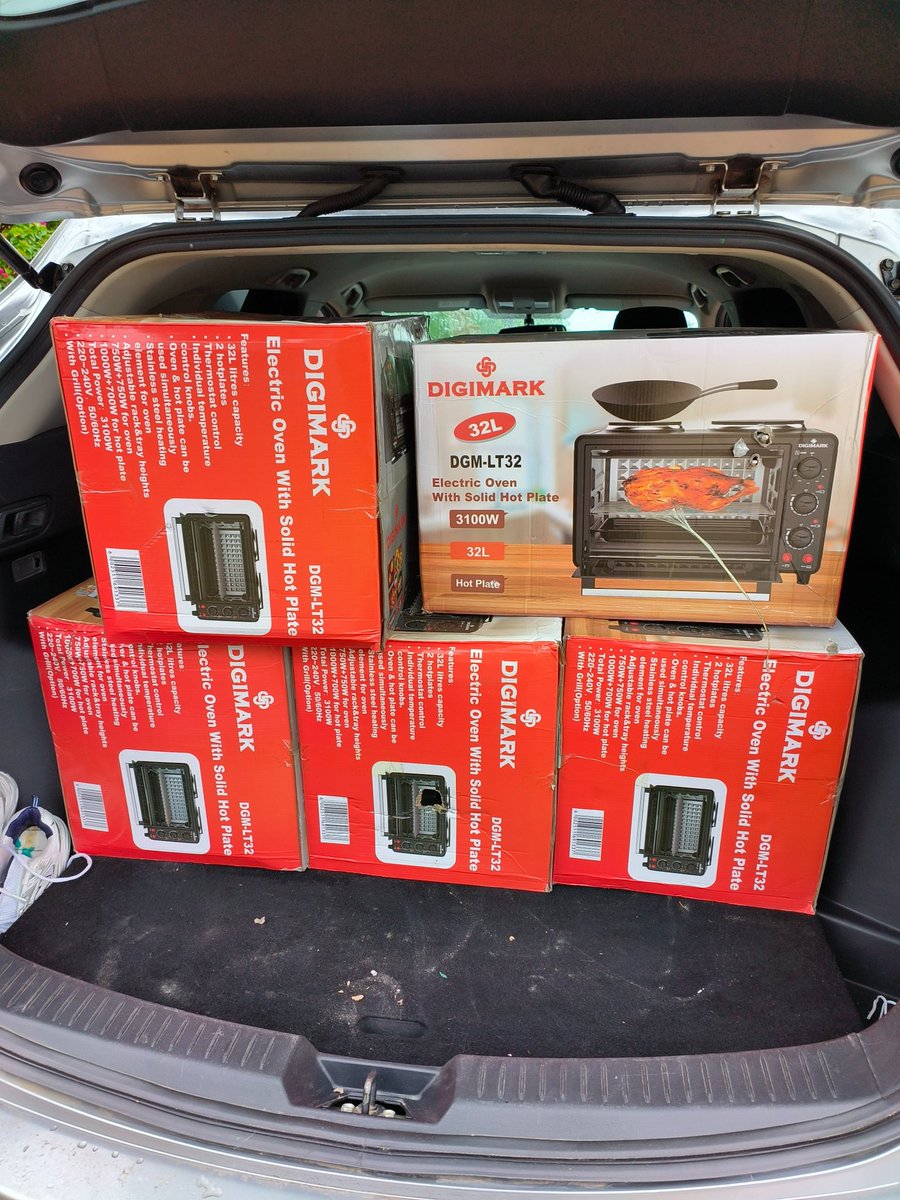 Brand New mini cookers for sale. K285,000. BT but sending anywhere at customer's cost.

0993533414