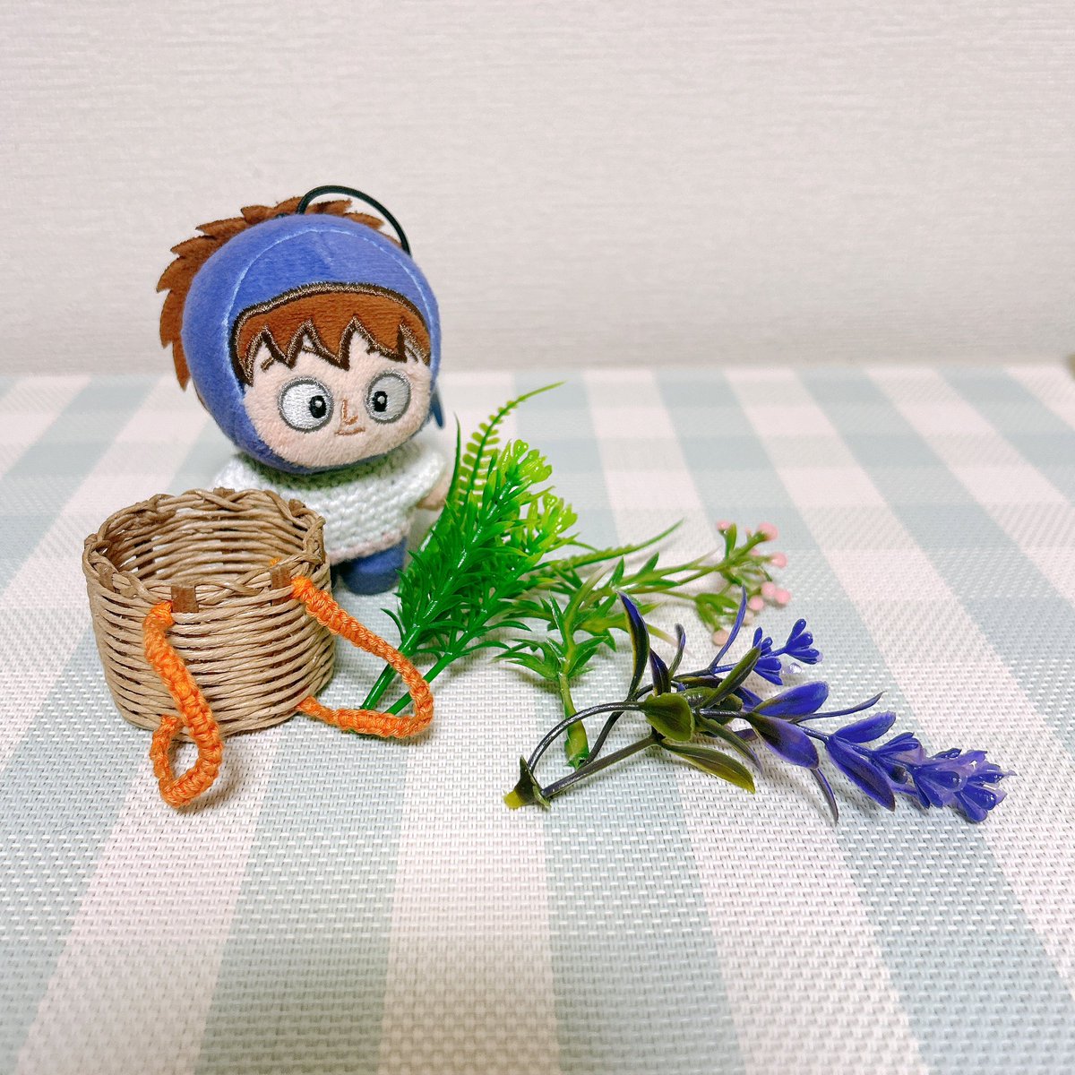 よなか tweet media