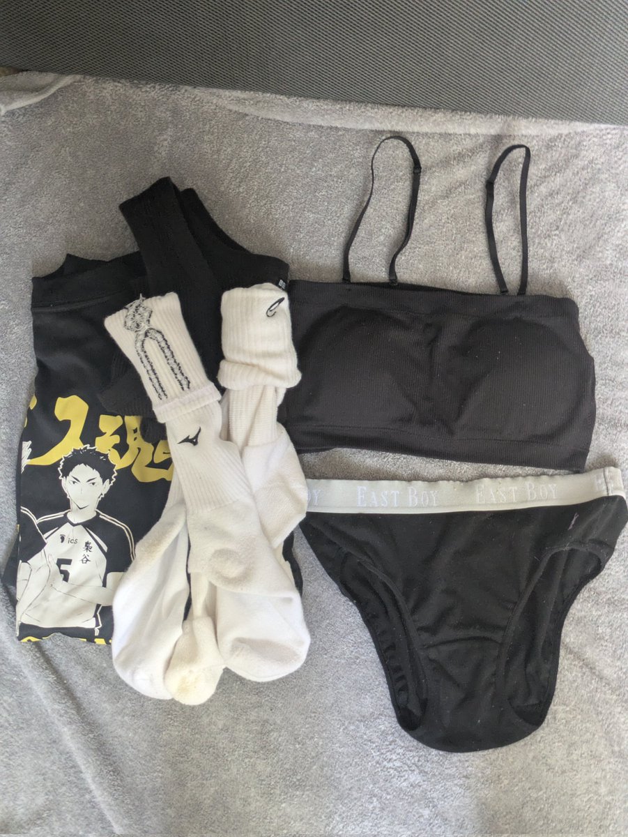 Iseizin01's tweet image. お譲り出来ます🛍️

バレー部の女子高校生のものです！

#救出品 
#Q出