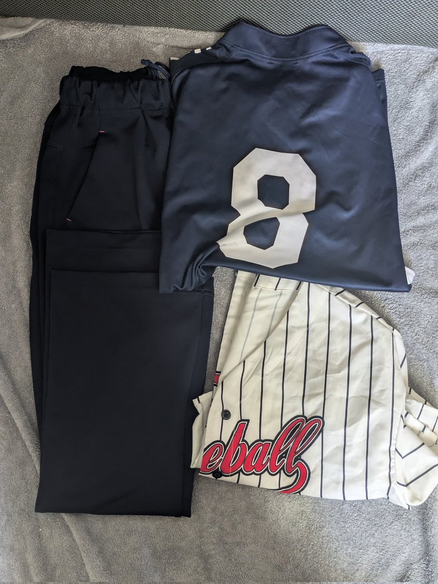 Iseizin01's tweet image. お譲り出来ます🛍️

バレー部の女子高校生のものです！

#救出品 
#Q出