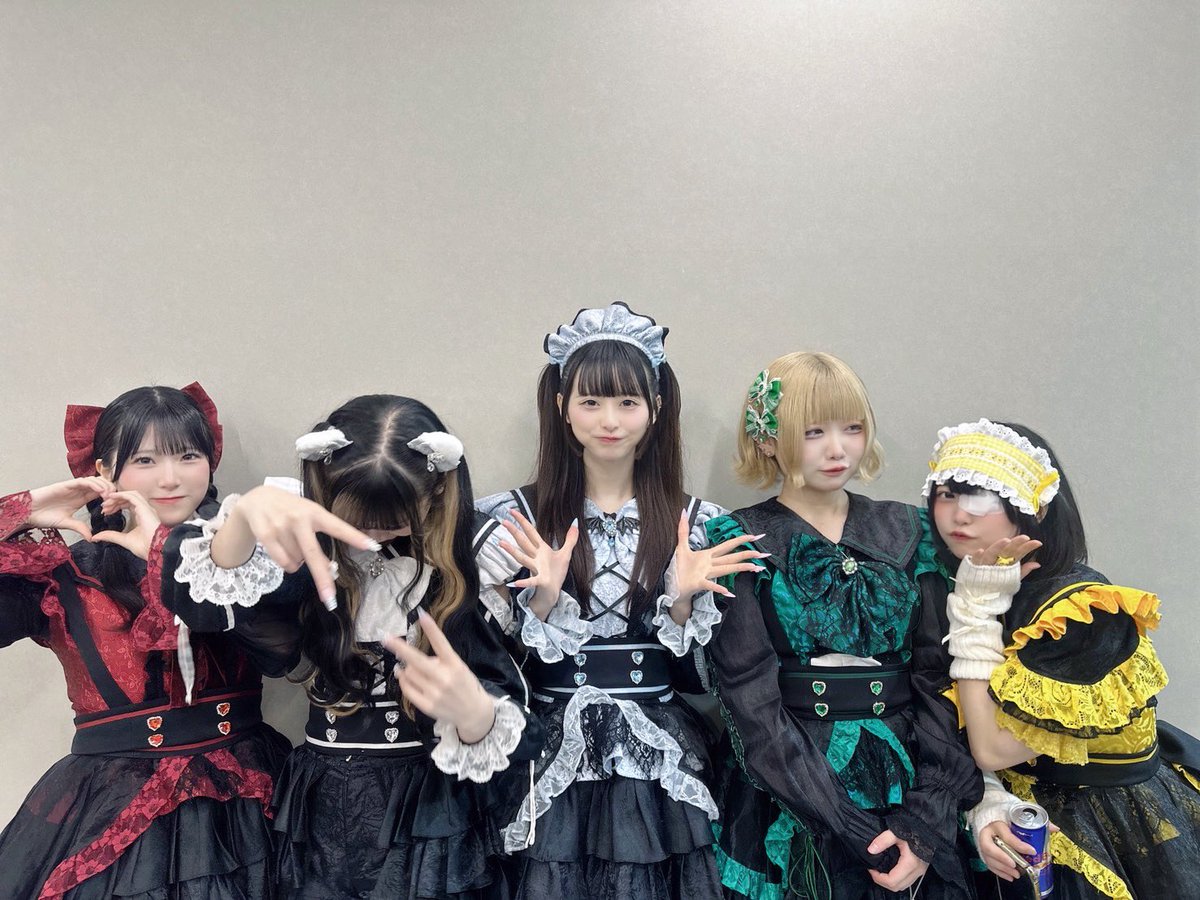 あいすなっつ tweet media