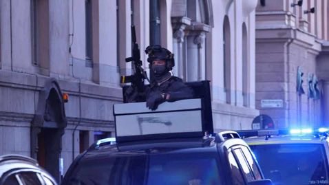 Savakzadeh tweet media