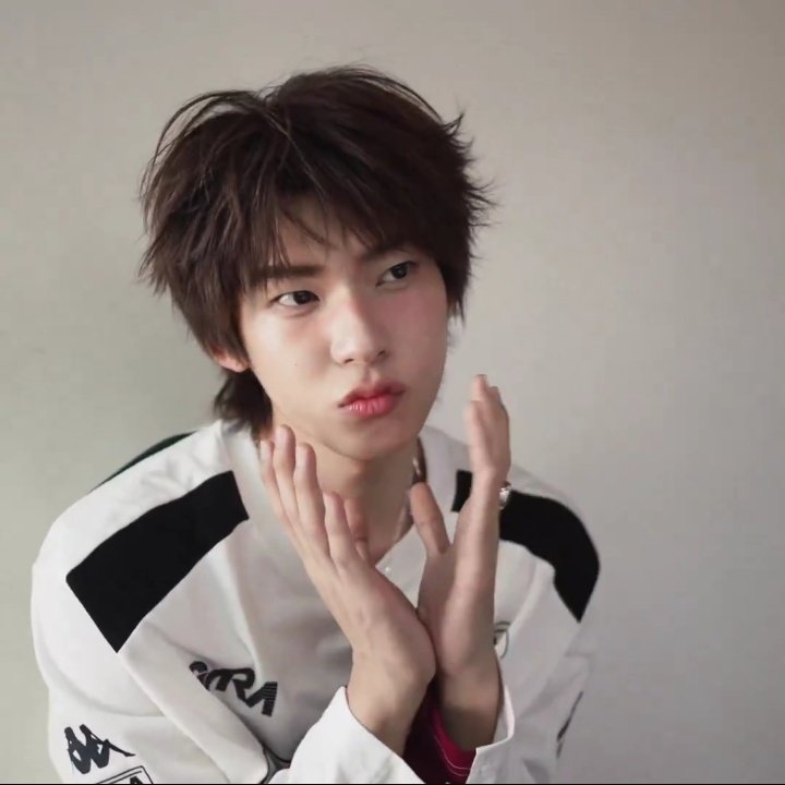 avi with you 🐋 tweet media