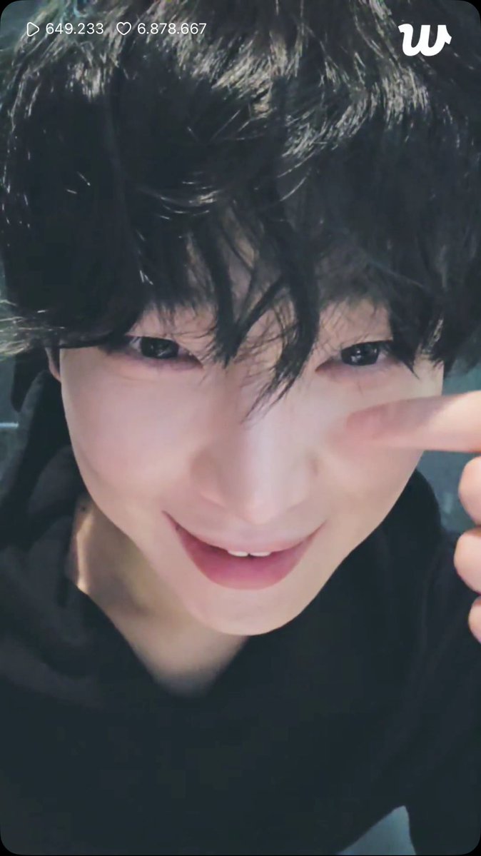 enhypenupdates's tweet image. [EN-LIVE PLAYLIST 🌟] 260413
"Finally Live"

Sunoo's Weverse Live Playlist 🎵

Stick With You - TOMORROW X TOGETHER
We on Fire - &amp;amp;TEAM
BLOSSOM - ENHYPEN
Shine on Me - ENHYPEN
SWIM - BTS

@ENHYPEN_members @ENHYPEN #ENHYPEN #엔하이픈