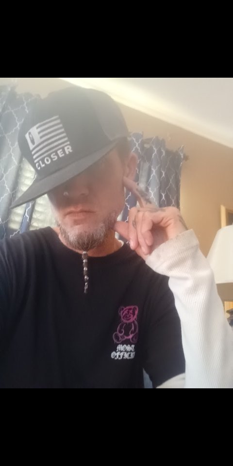 brandon85 tweet media