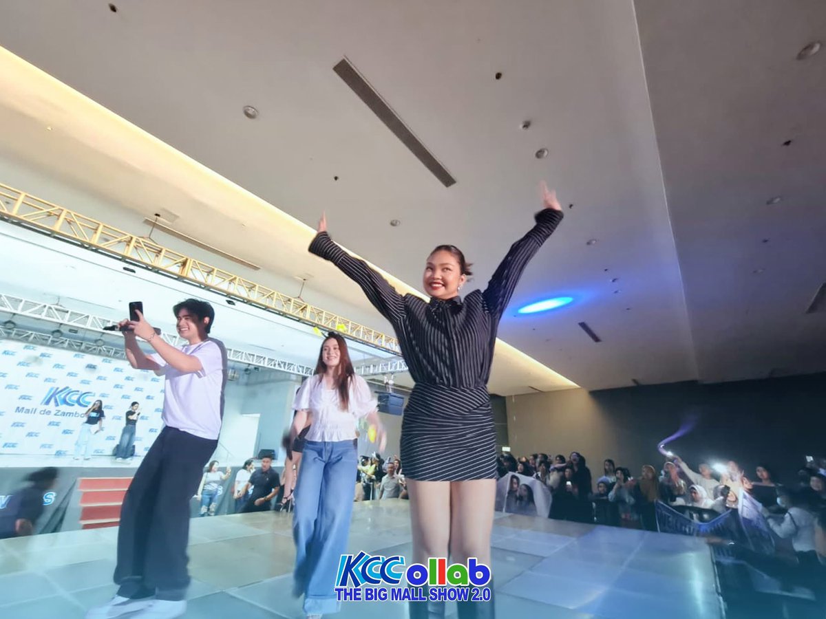 kryzrei_'s tweet image. my trio, they all look so happy, ang familya ko! 🥹

KRYSTAL SHINES ZAMBOANGA
#KrystalMejes