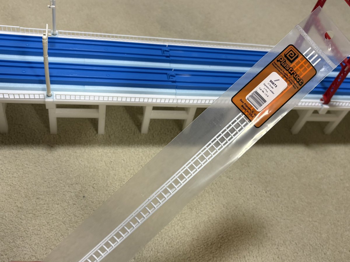 青ガマ tweet media