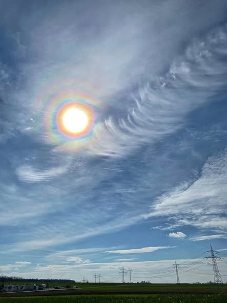 Mysongshari's tweet image. #thingsarespeedingup #changing #lookup #germany #elkewolfer #fb #revelation12bnext #john #prepyourhearts #beReady #ForGodSoLovedHisCreation