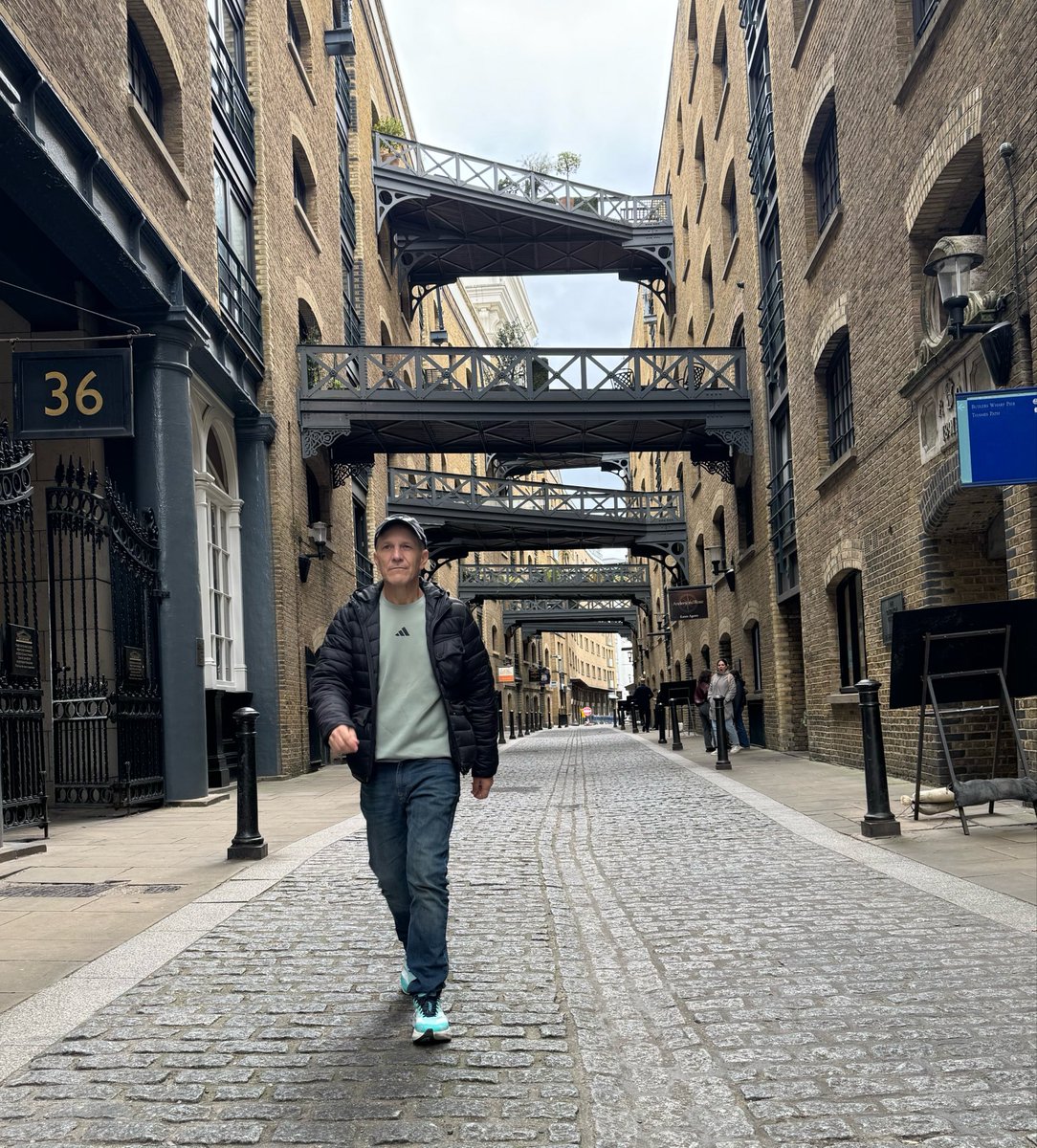 Santiago García tweet media