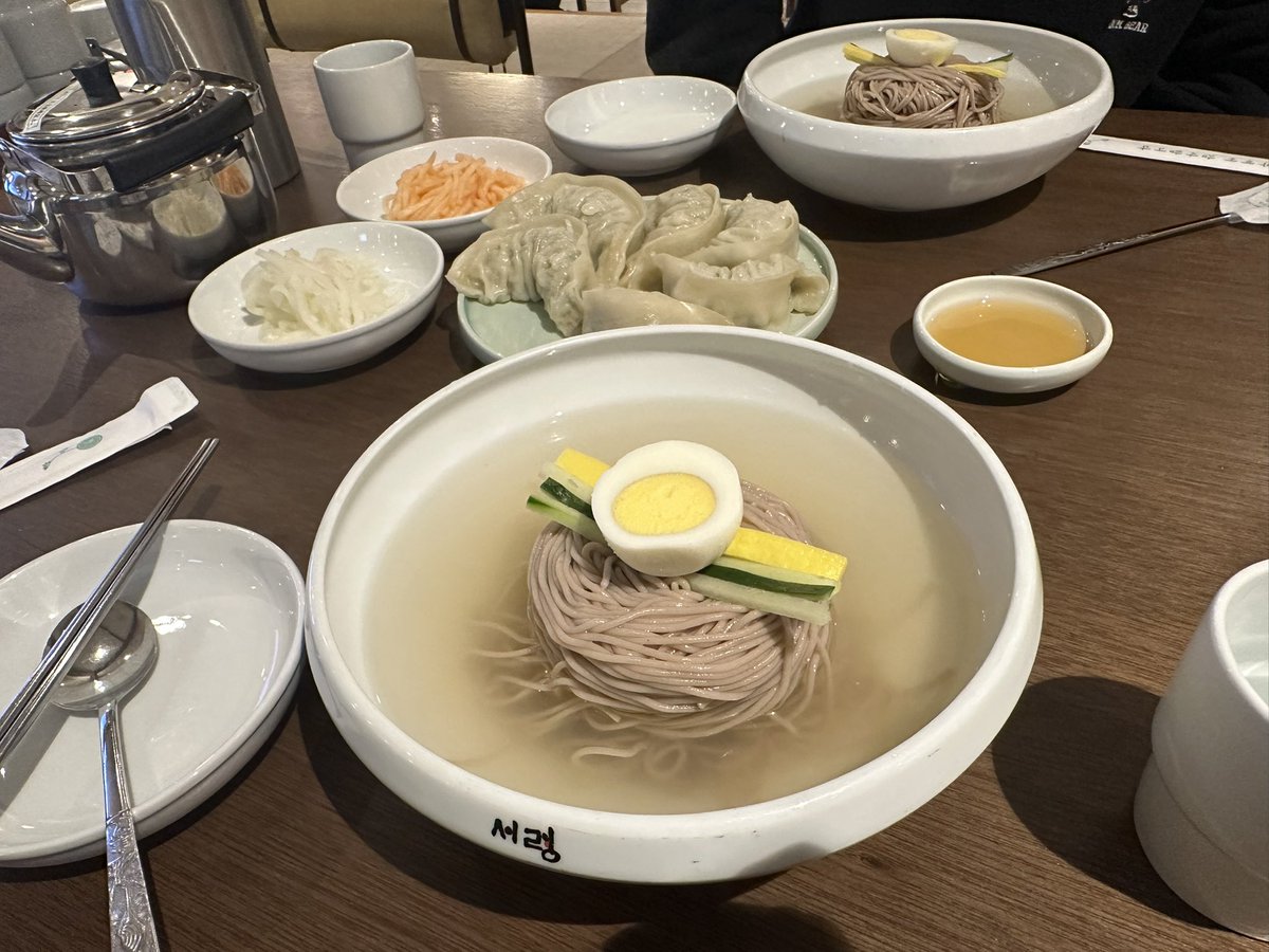 dj_eulo's tweet photo. 飯もうまい✨️✨️
#平壌冷麺 #カンジャンケジャン https://t.co/ksRU5NIWfT