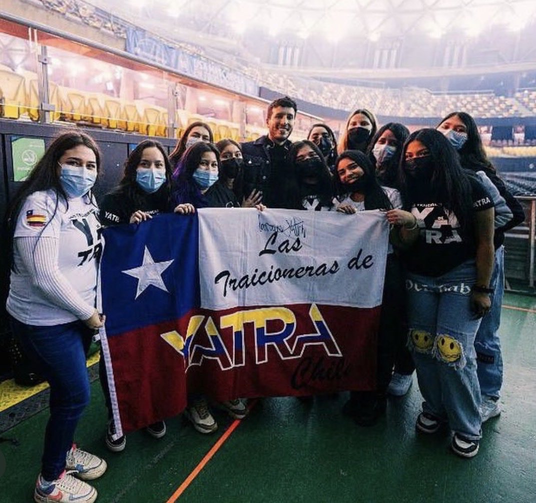 Las Traicioneras de Yatra Chile tweet media