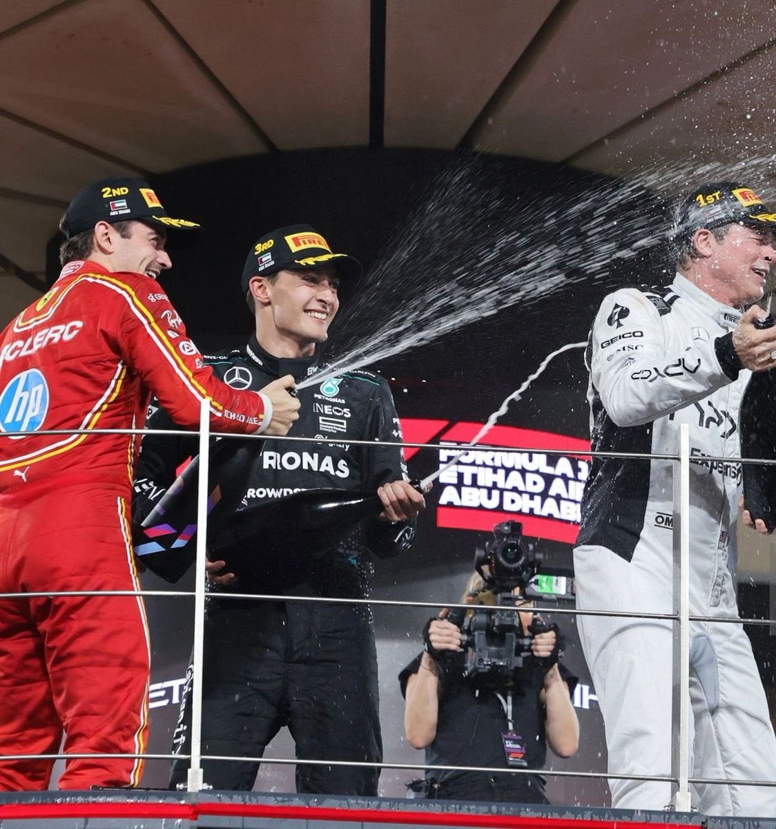 🇲🇨🇬🇧 tweet media