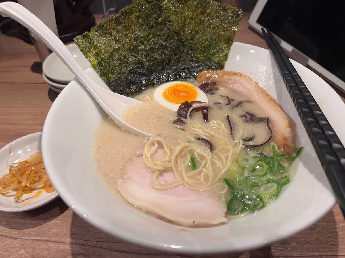 ミカンロール tweet media