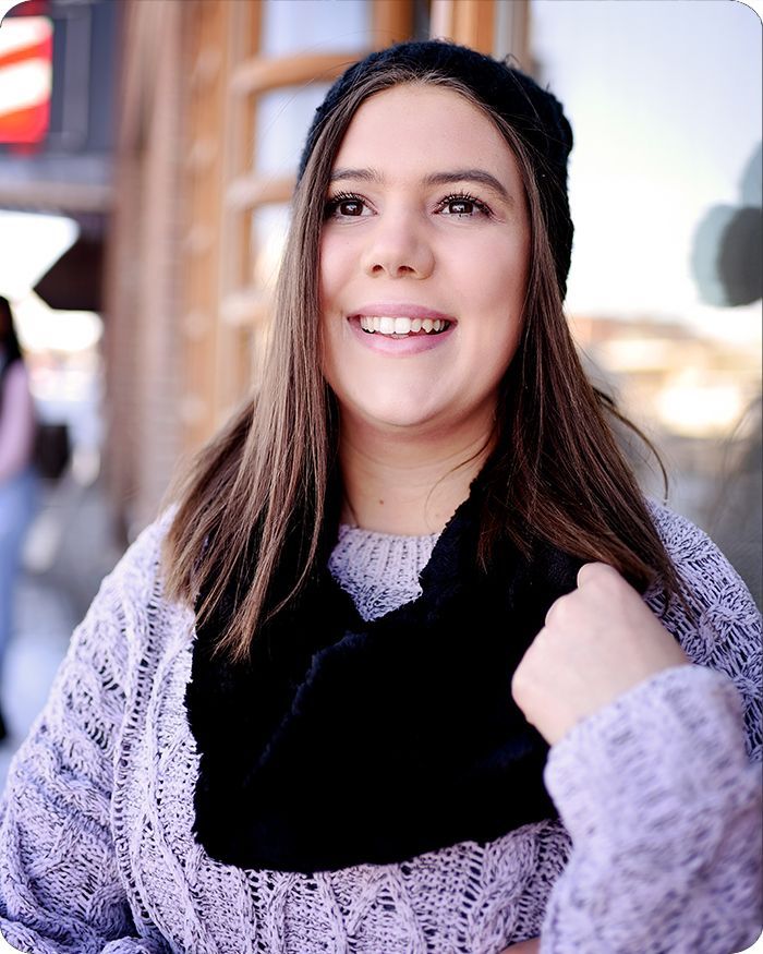 howarths63's tweet image. buff.ly/3Ko9P7B   Make an #exquisite #SCARFKIT that exudes #elegance and #opulence, #Infinity #Scarf that is both #sumptuous and #plush Choose between a stunning #Caviar or a #Snowy #Owl Alloy or Charcoal color. Crafting this #Scarf is a breeze