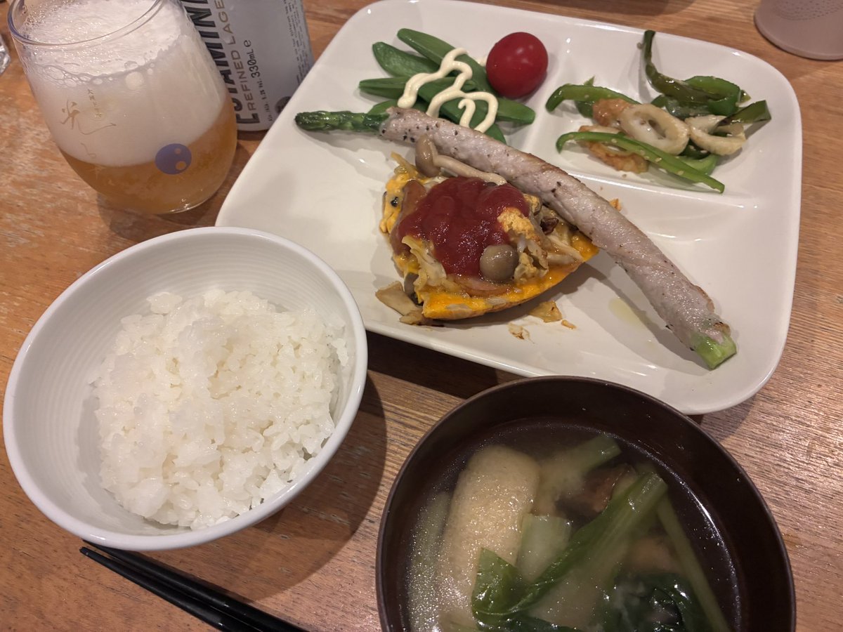 あねざる tweet media