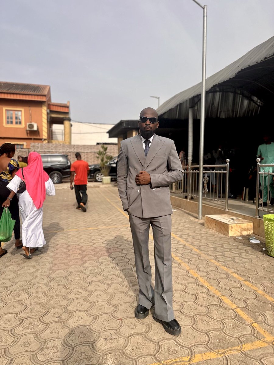 Bright_Mo tweet media