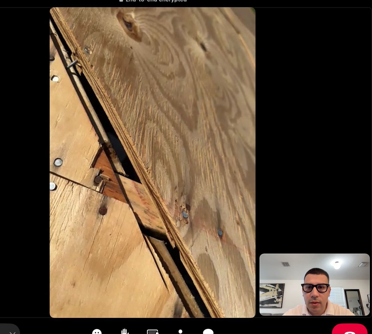 NoRiskNoParty's tweet image. GC calls me and says the new 5,000 square foot mansion is ready for the metal roof install.

I tell him cool. I’ll send my guys to do the cut list.

My crew gets there and starts texting me photos like a horror movie.

Plywood seams misaligned.
Trusses bent.
Nails sticking out.