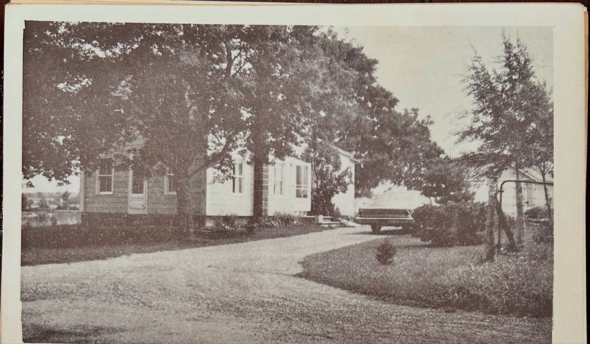 OakfieldHistory's tweet photo. 🔎 It’s Mystery House Monday! Who recognizes this 4 bedroom home with ample garden space? 🕵️
#OakfieldNYHistory #OakfieldNY #OakfieldHistoricalSociety https://t.co/P9R3YNXycv