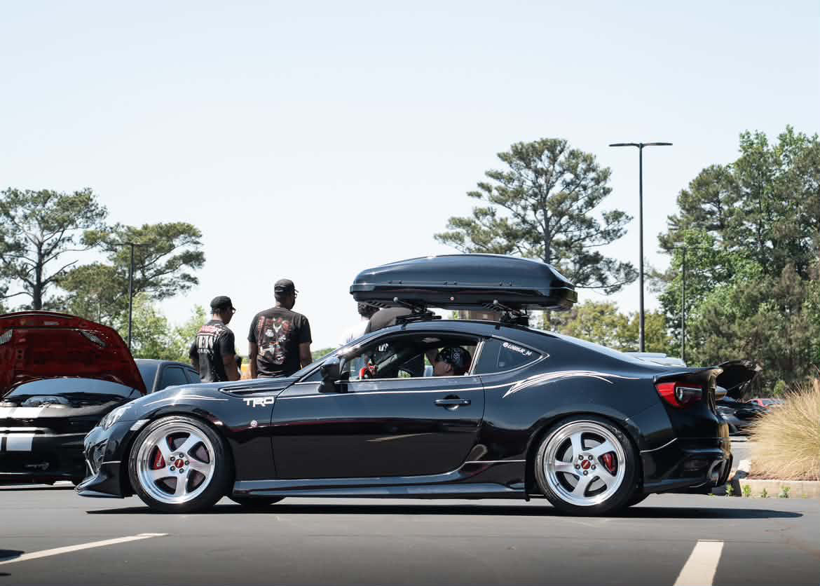 soɐɹɐ xx tweet media