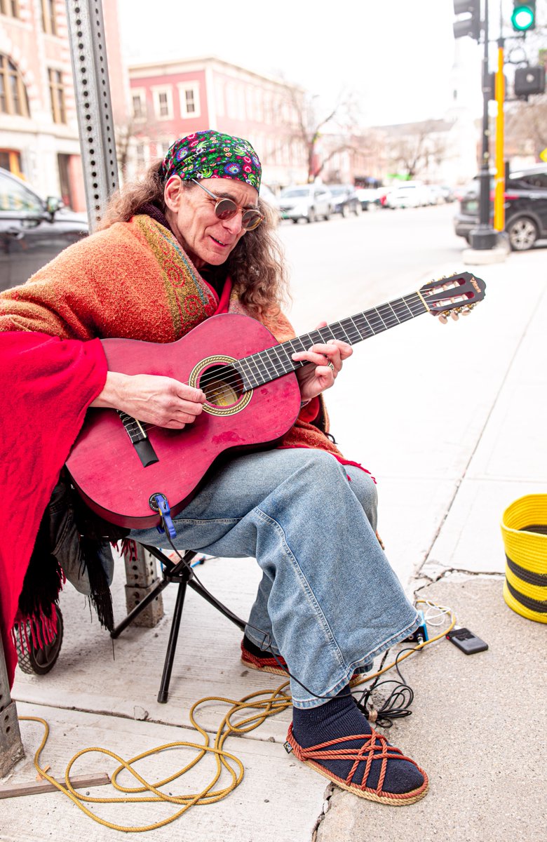 fotogosaurus's tweet photo. Busking in Montpelier https://t.co/YySqFooN9p #VT #Vermont #NewEngland #Busking #music #StreetScene #InTheStreets #StreetMusic #guitarist #musician #artist #moment #Think #reflect #Wonder #remember #LookUp #Downtown #Montpelier #Canon https://t.co/9tVogsLopY