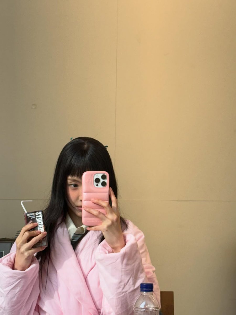 naeunstgrm's tweet photo. [INSTAGRAM] marcellasne_: bang💇🏻‍♀️💜 with @/jjjigott

🖇️https://t.co/Cwjz2enFFC

#손나은 #나은 #SONNAEUN #NAEUN https://t.co/Q6kH8EILVP