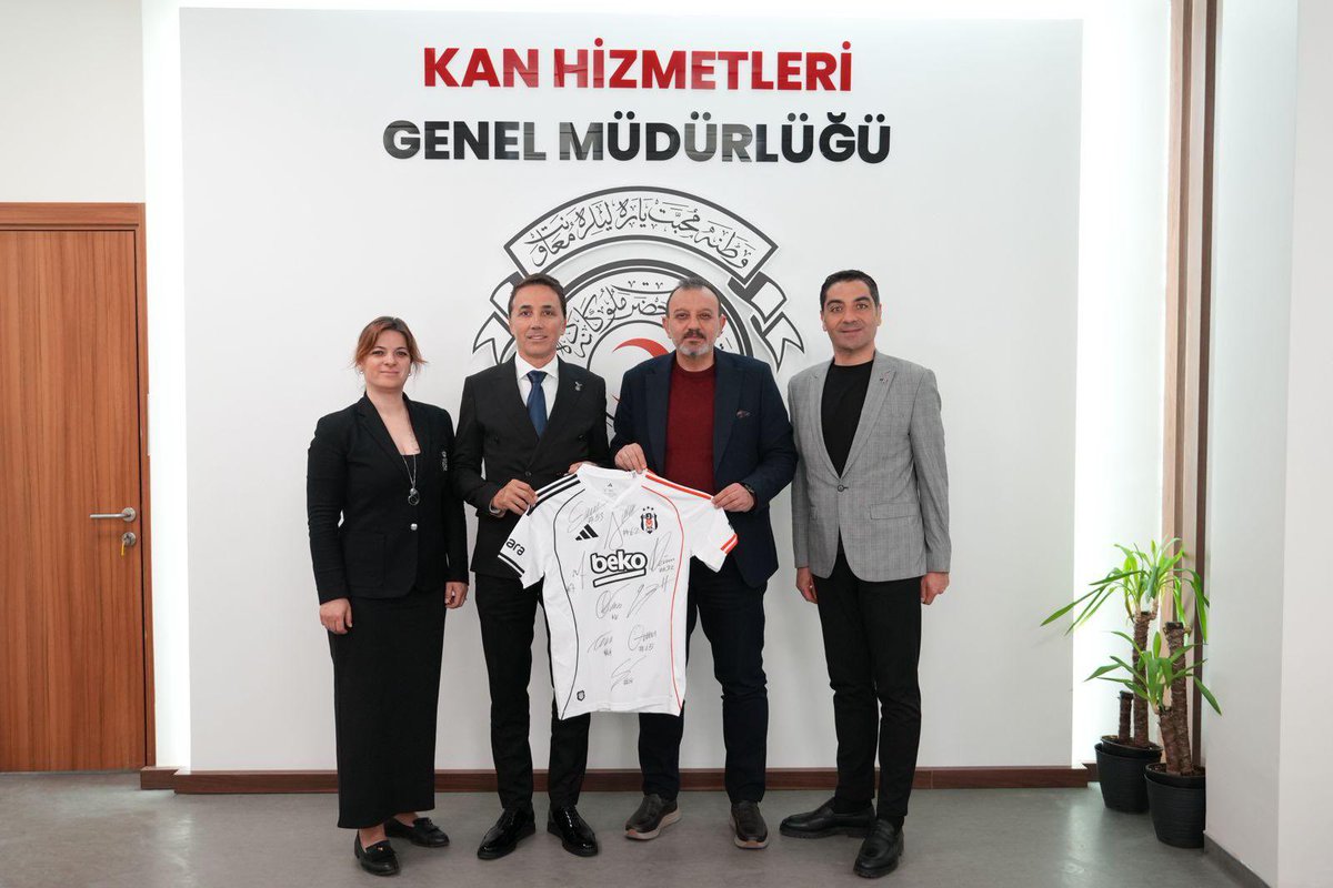 besiyad's tweet photo. Türk Kızılay Kan Hizmetleri Genel Müdürü Büyük Beşiktaşlı Sn. Dr. Selami Kılıç’a derneğimiz adına bir ziyaret gerçekleştirilmiştir.
Söz konusu ziyarette, toplumsal fayda odaklı çalışmalar ve olası iş birliği alanları üzerine verimli görüş alışverişinde bulunulmuştur.

#besiyad https://t.co/0BAkYm0bo0