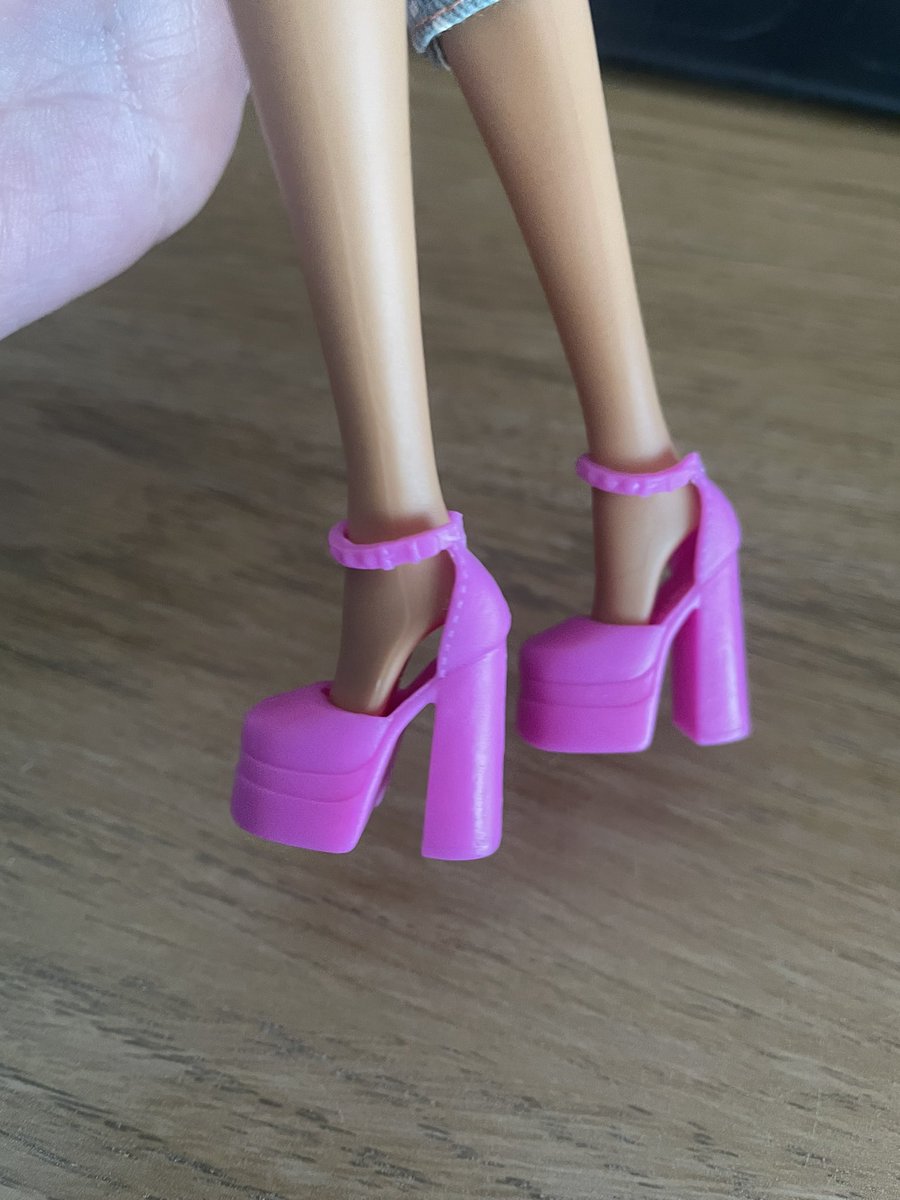 Soph 🐝 tweet media