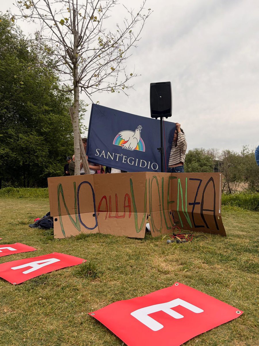 Giovani per la Pace tweet media