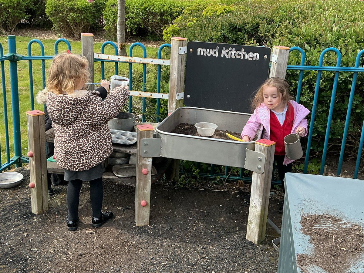 Lakeside Primary tweet media