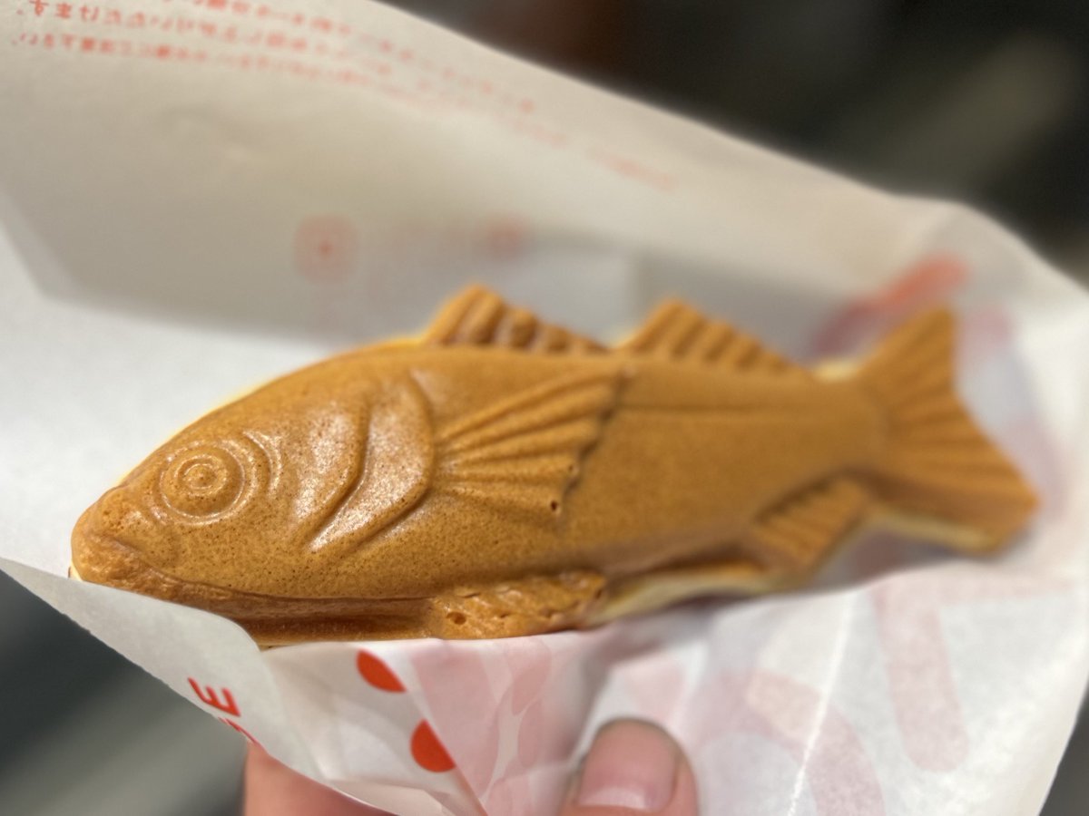 zky12's tweet photo. アジの鯛焼き美味い😋
担当魚が鯵のまなみちゃん推しとしてはコレはマスト! 笑
教えてくれてありがとねー
#いただきまーなちゃん♡
#OYG
#俺たちだって焼かれたい
#鯛じゃなくてもいいじゃん
#unSea
#まなみ
#担当魚
#とは https://t.co/QkpDVfwiV6