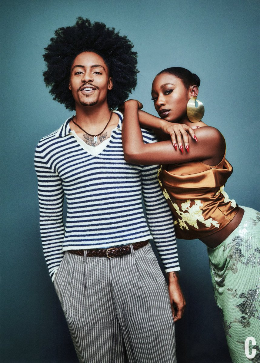 Serena once said, “I don’t necessarily believe in relationship goals,” says Serena. “Comparing your relationship to another one can be pretty damaging, especially to one on TV or social media. 🤎cosmopolitan.com/entertainment/…