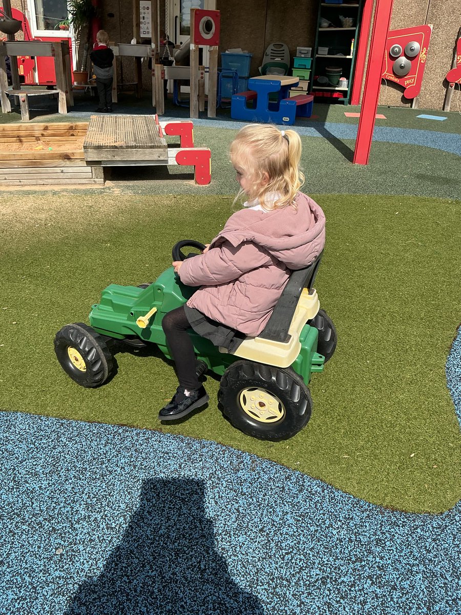 Lakeside Primary tweet media