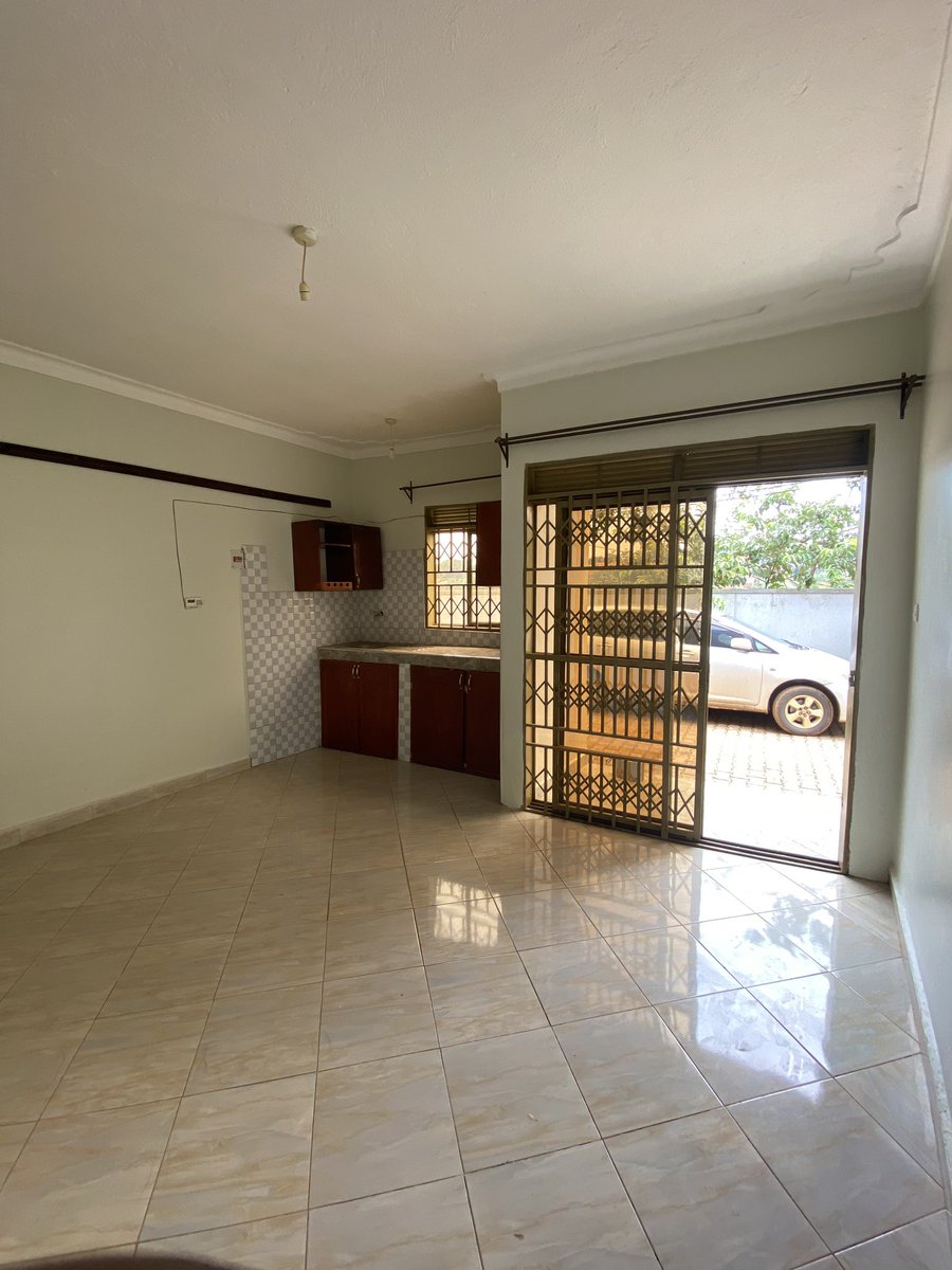 Grace airbnb Host tweet media