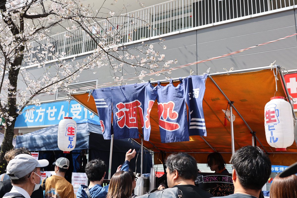 六 tweet media